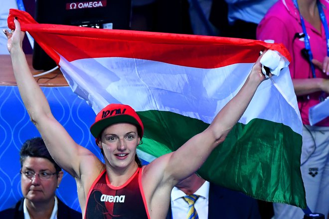 Najboljša plavalka zadnjih let na svetu, Madžarka Katinka Hosszu, se je veselila EP v domovini, toda nanj bo morala počakati do leta 2021. FOTO: AFP
