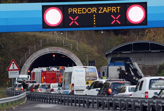 Trojane, prometna nesreca v predoru. Foto: Voranc Vogel/Delo&nbsp;