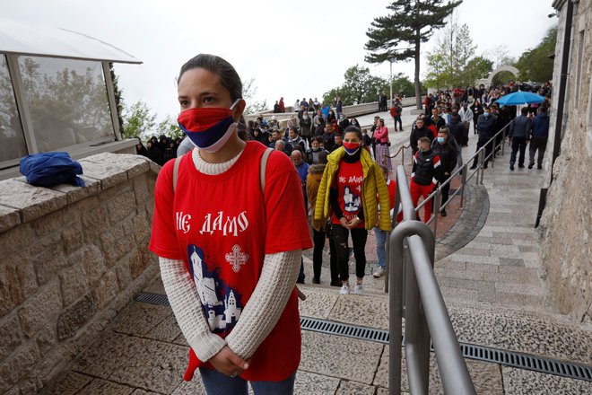 Državljani Črne gore bodo med prvimi tujci, ki bodo smeli vstopiti v Srbijo. FOTO: Stevo Vasiljevic/Reuters