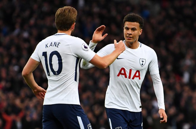 Harry Kane in Dele Alli odlično sodelujeta že tri sezone v Tottenhamu. FOTO: Reuters