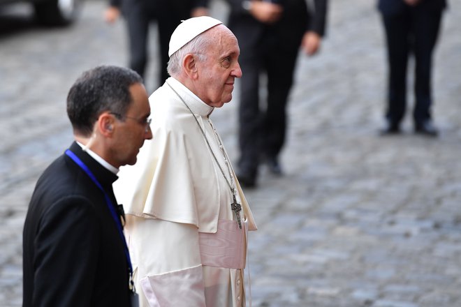 Papež Frančišek se mudi v Dublinu FOTO: Ben Stansall/AFP