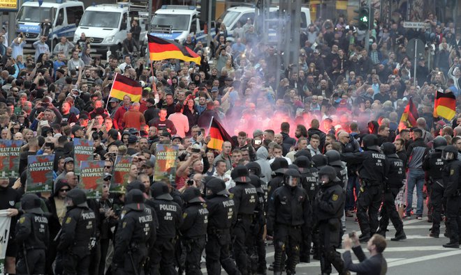 Proteste so organizirali na družbenih omrežjih. FOTO: Jens Meyer/AP