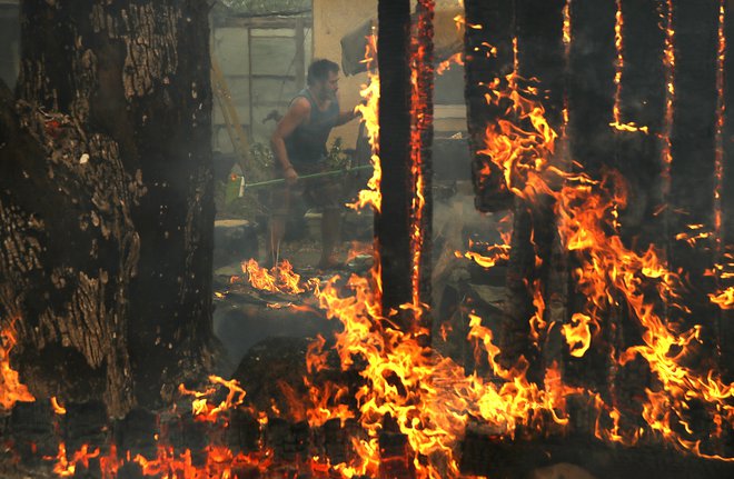 Od desetih najbolj uničujočih požarov v Kaliforniji jih je devet divjalo v zadnjih petnajstih letih, kar šest v zadnjih štirih letih. FOTO Justin Sullivan/Getty Images