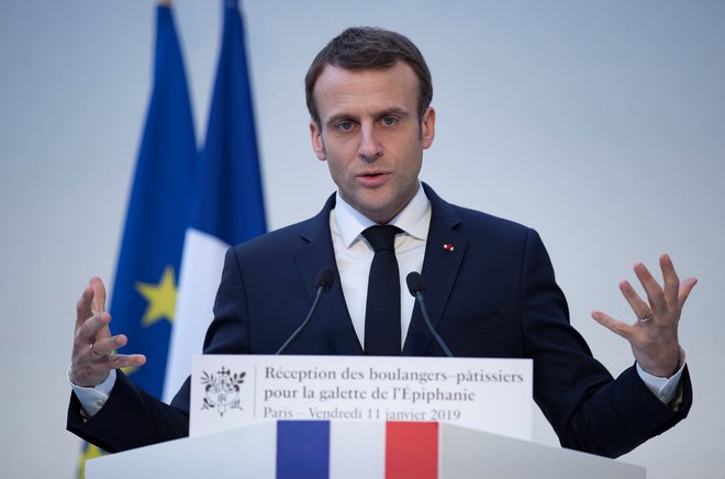 Francoski predsednik Emmanuel Macron. FOTO: Ian Langsdon/Reuters