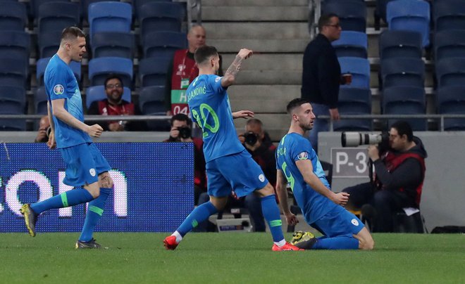 Andraž Šporar na Slovaškem trese mreže kot za stavo. FOTO: Reuters