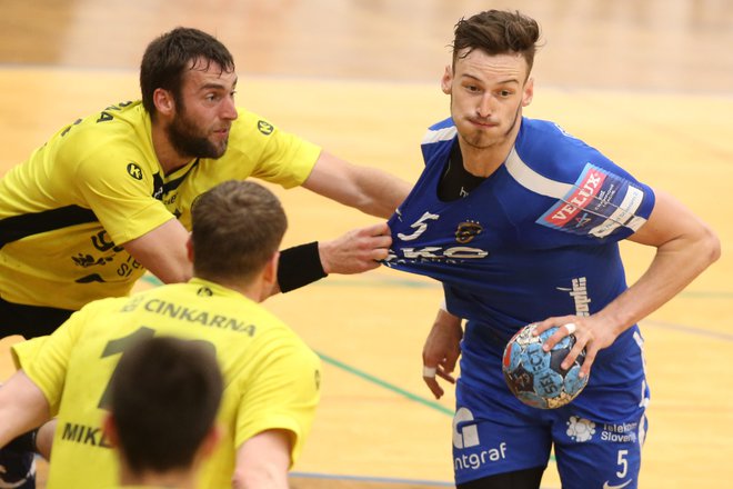 Jaka Malus je v drugem polčasu pokazal mojstrstvo. FOTO: Tomi Lombar/Delo