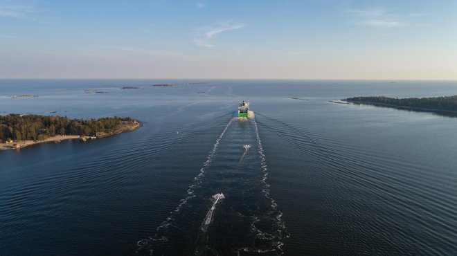 Med Helsinki in Talinom danes vozi tudi do 18 trajektov na dan, že v nekaj letih pa bi lahko mesti povezal velikopotezen infrastrukturni projekt Petra Vesterbacke. FOTO: Shutterstock
