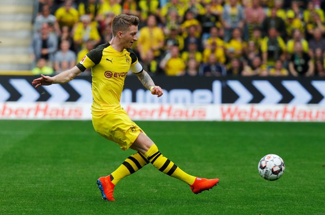 Dortmund ostaja v boju za nemški vrh, pa četudi igra brez svojega kapetana Marca Reusa. FOTO: Reuters