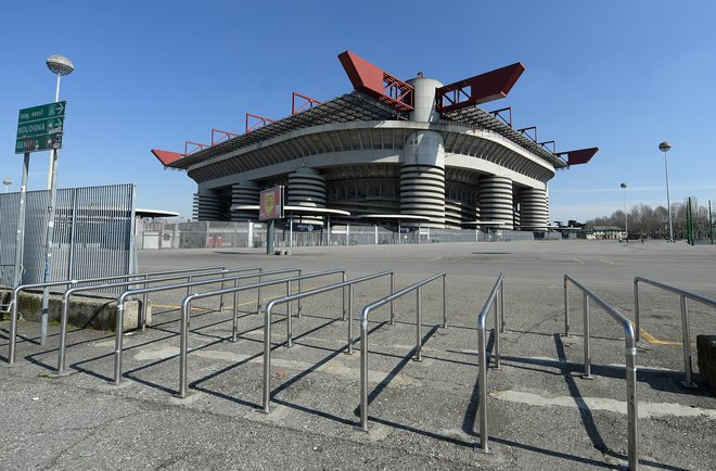 San Siro je bil gostitelj štirih finalnih tekem v najmočnejšem klubskem tekmovanju, dveh v pokalu prvakov (1965, 1970) in dveh v ligi prvakov (2001, 2016). FOTO: Reuters