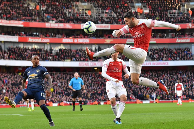 Arsenalov Nemec Sead Kolašinac si je v Angliji že prislužil vzdevek bošnjaškega Hulka, zdaj bo bržkone prejela svojega&nbsp; tudi njegova soproga Bella. FOTO: AFP