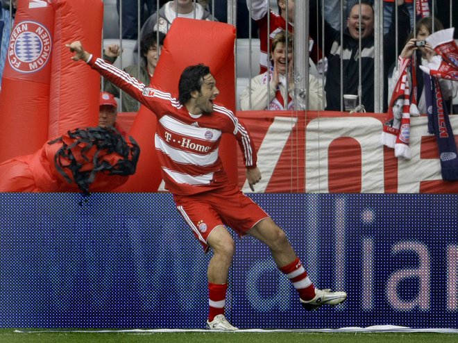 Luca Toni je zabijal gole za Italijo in tudi za Bayern. FOTO: Reuters