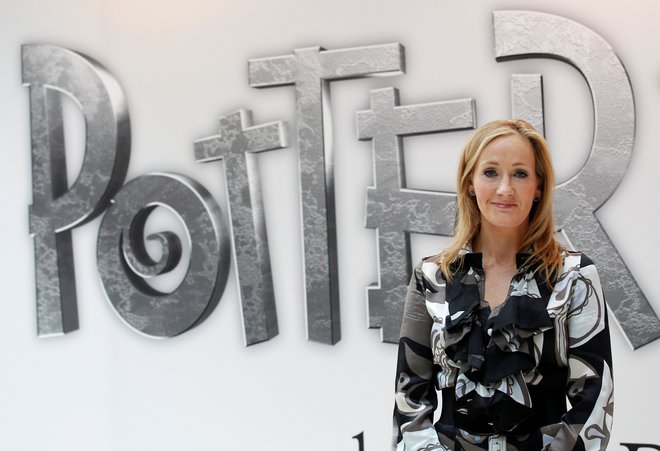 J. K. Rowling je zgodbo napisala pred več kot desetimi leti kot pravljico za svoje otroke. FOTO: Suzanne Plunkett/Reuters