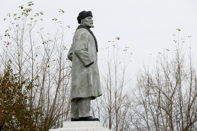 Oni bivši oblasti smo bili do leta 1990 hvaležni, ker nas je oddaljila od Vzhodne Evrope. Sedanji ne ploskamo, ko nas približuje Madžarski in Poljski. Foto Reuters