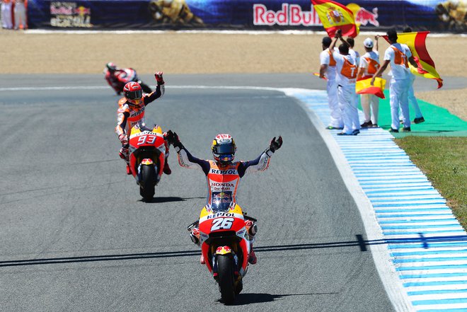 Ni še jasno, koliko dirk bosta letos imela španska asa Dani Pedrosa (v ospredju) in Marc Marquez. FOTO: AFP