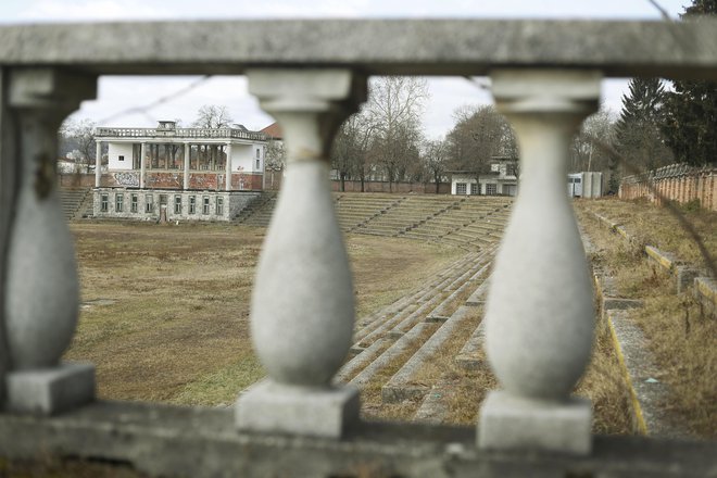 V zadnjih tednih se spet veliko govori in piše o nameravani obnovi Plečnikovega stadiona v okviru projekta Bežigrajski športni park (BŠP). FOTO Leon Vidic/delo