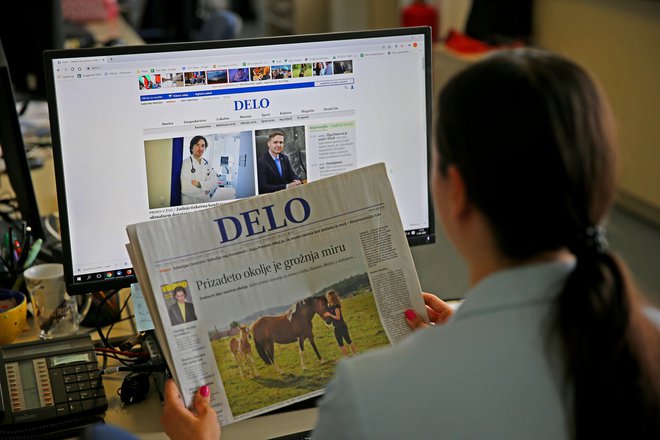 Na Delu vam tako v tiskani kot v spletni verziji ponujamo verodostojne informacije. FOTO: Jože Suhadolnik/Delo