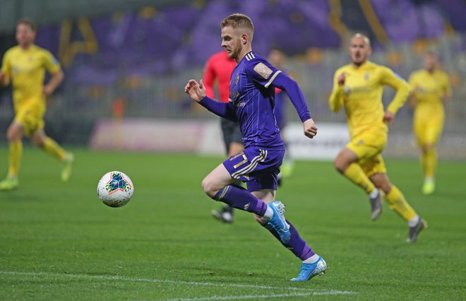 Rudi Vancaš Požeg je z izjemnim golom zaokrožil preobrat v Domžalah. FOTO: Regent Tadej