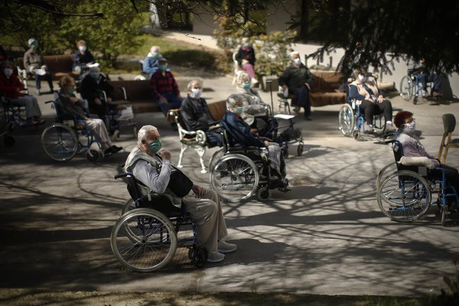 Slovenija namenja za dolgotrajno oskrbo manj kot odstotek BDP, evropsko povprečje je 1,4 odstotka.<br />
FOTO: Jure Eržen/Delo