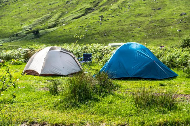 Iglujčka, eden za starše, drugi za otroke. FOTO: Lukassek/Shutterstock