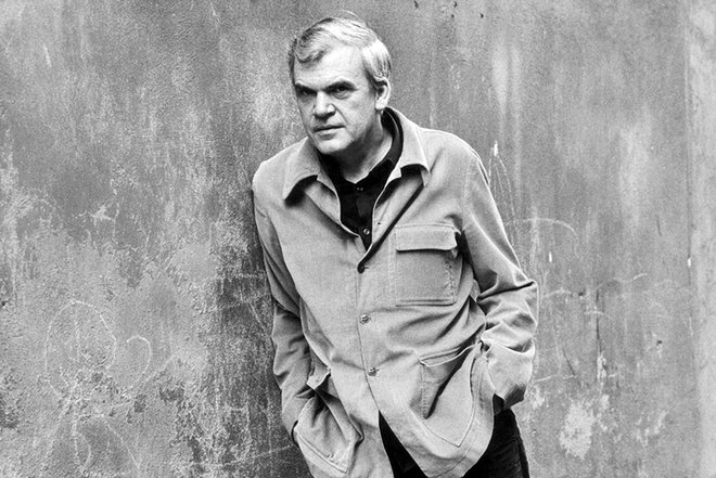 Milan Kundera živi v Franciji, redko obišče domovino.