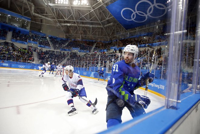 Slovenski hokejisti so nazadnje na OI nastopili pred dobrima dvema letoma v Južni Koreji. FOTO: Matej Družnik/Delo