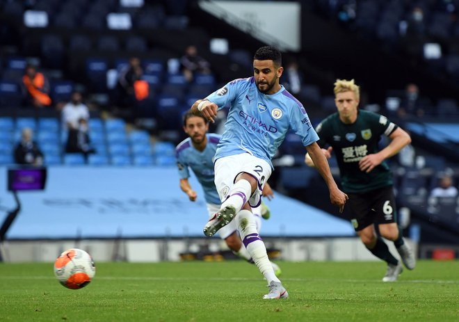 Riyad Mahrez je zadel iz 11-metrovke. FOTO: AFP