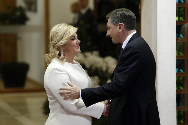 Hrvaška predsednica Kolinda Grabar Kitarović in njen slovenski kolega Borut Pahor sta organizirala izredni vrh procesa Brdo-Brioni v Zagrebu zaradi številnih terorističnih napadov po Evropi in v svetu. FOTO: Matej Družnik/Delo