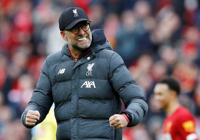 Jürgen Klopp je po 30 letih vrnil naslov angleškega prvaka v Liverpool. FOTO: Phil Noble/Reuters