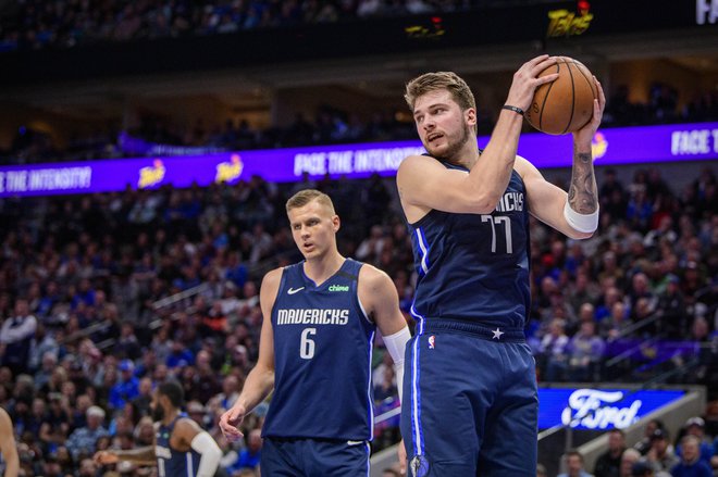 Teksaška Batman in Robin, Luka Dončić (desno) in Kristaps Porzingis. FOTO:Jerome Miron/USA Today Sports