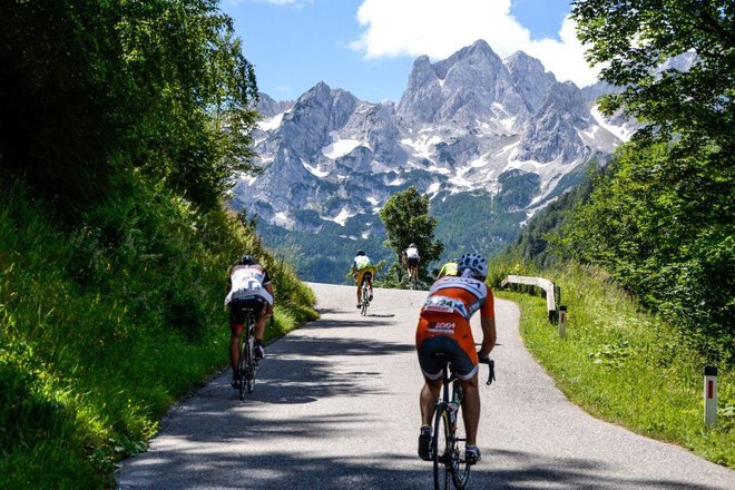 To je klanec, na katerem boste prav gotovo prekleli dan, ko ste se zaljubili v kolo. FOTO: Arhiv maratona Alpe Scott