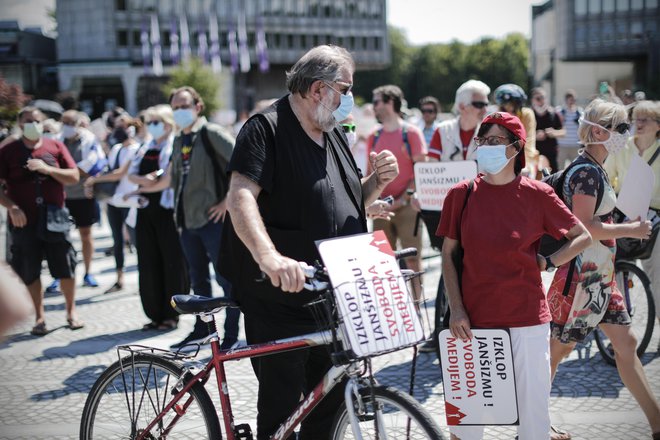 Protest proti novemu zakonu o medijih. FOTO: Uroš Hočevar