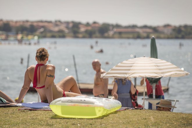 V hrvaški Istri so v zadnjih 24 urah potrdili deset okužb z novim koronavirusom. FOTO: Leon Vidic/Delo