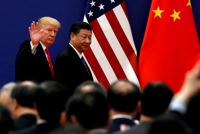 V jedru globalne negotovosti je trgovinska vojna med ZDA in Kitajsko. Foto Reuters