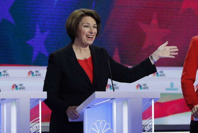 V sredoje nastopala tudi "slovenska" senatorka iz Minnesote Amy Klobuchar. FOTO:Mike Segar/Reuters