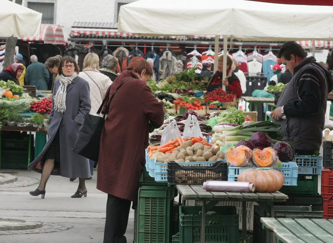 Ponudniki dobrih slovenskih izdelkov in potrošniki se bodo&nbsp;zlasti v času karantene lahko srečevali na novi spletni platformi, ki izhaja iz načel goodvertisinga &ndash; delati dobro. FOTO Tomi Lombar/Delo