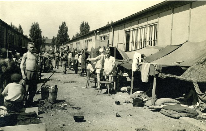 Vsa taborišča so bila organizirana po istem kopitu, je pa imelo vsako svoje posebnosti, Dachau, na primer, je stal v močvirju. FOTO: Muzej novejše zgodovine Slovenije