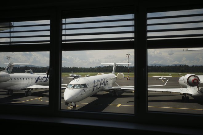 Letala Adrie Airways so na tleh, najbrž za vedno. Foto Jure Eržen