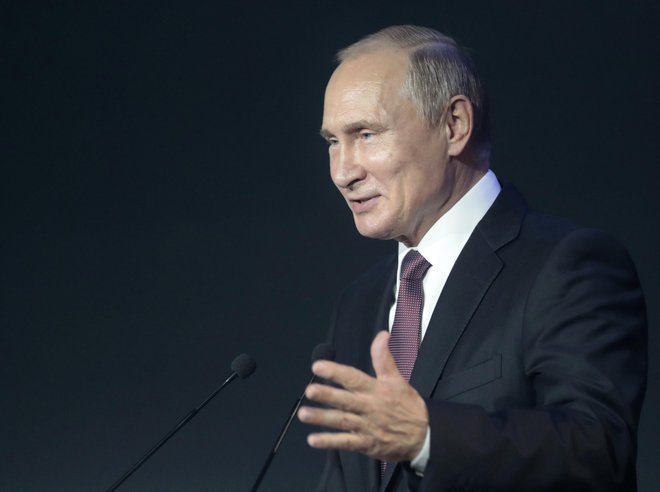 Ruski predsednik Vladimir Putin. FOTO: Sergei Chirikov/AP