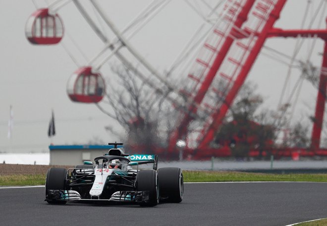 Lewis Hamilton še nikdar ni tako užival v dirkanju. FOTO: Reuters