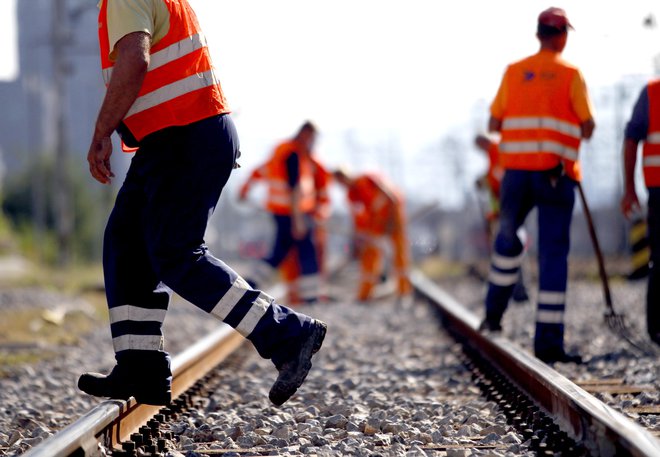 Upravni odbor EIB bo o 250-milijonskem posojilu za drugi tir odločal aprila. FOTO Roman Šipič