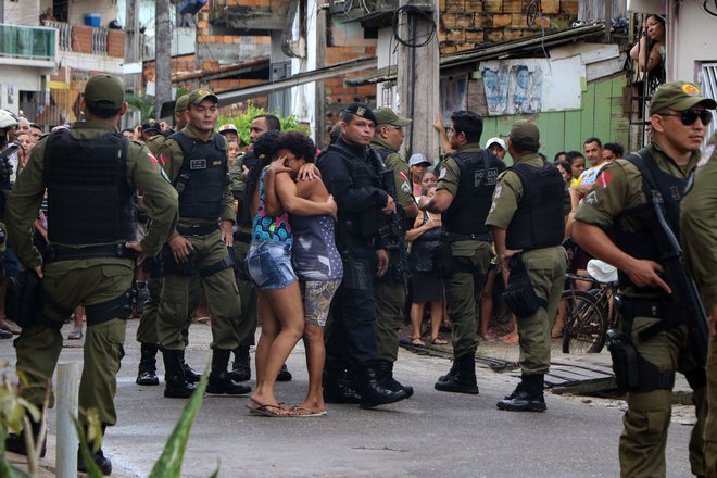 Število umorov v Braziliji je leta 2017 po poročanju <em>STA </em>doseglo rekordno raven s 64.000 umori. FOTO: Claudio Pinheiro/AFP