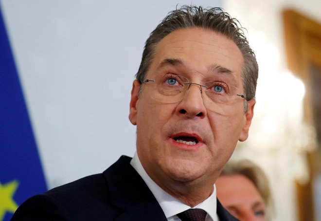 Heinz Christian Strache še ugiba o svoji usodi na Dunaju in v Bruslju. FOTO Reuters