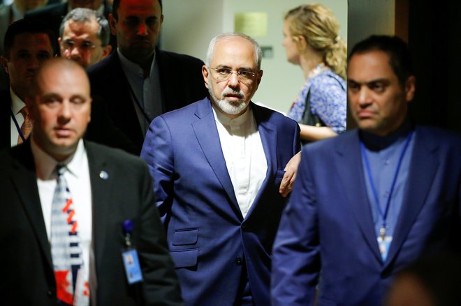Iranski zunanji minister Mohamed Džavad Zarif je opozoril, da Donald Trump živi v zmoti, ko misli, da vojna z Iranom ne bi trajala dolgo. FOTO: REUTERS