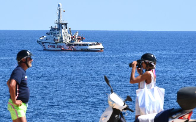 Agencija ZN za migrante ugotavlja, da je letos v morju ozginilo okoli 840 ljudi. FOTO: Guglielmo Mangiapane/Reuters