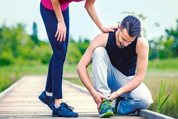 V obsežni študiji, v kateri so skoraj štiri tisoč udeležencev maratona in polmaratona v Bonnu povprašali, ali so pred ali med tekmo zaužili protibolečinska zdravila, je pritrdilno odgovorila polovica, skoraj tretjina pa tudi na maratonu na Poljskem.