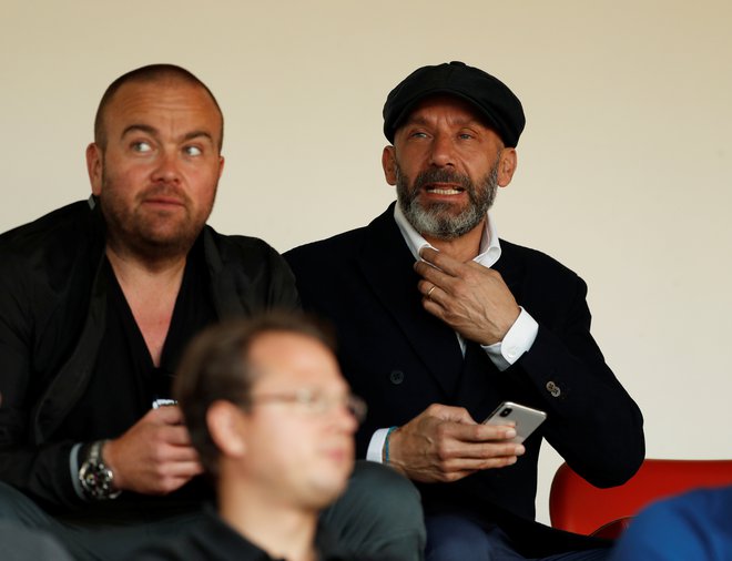 Gianluca Vialli (desno) se v nogometno družino vrača v vlogi funkcionarja. FOTO: Reuters