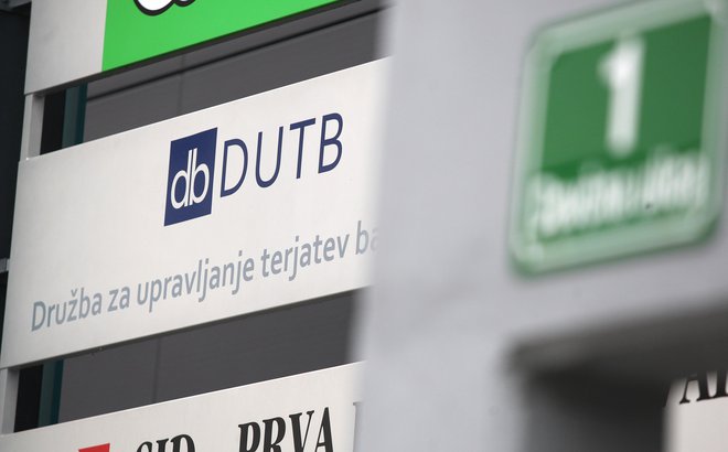 DUTB je najprej leta 2016 Zavarovalnici Triglav, nato pa letos še Adriaticu Slovenici in Prvi osebni zavarovalnici izplačala zadržane obresti 24. kupona podrejenih obveznic Probanke. Foto Igor Zaplatil