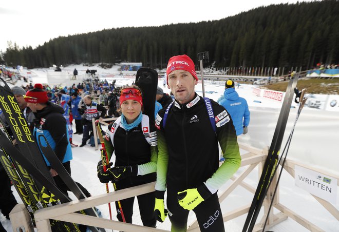 Urška Poje in Jakov Fak sta na Pokljuki pomembna domača aduta. Leta 2021 bo tu svetovno prvenstvo, zato je tudi med funkcionarji več zanimanja za vodilne vloge kot v preteklosti. FOTO Matej Družnik/Delo