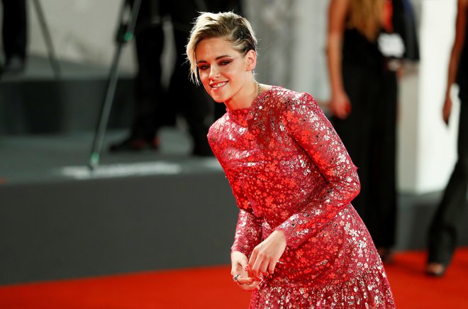 Kristen Stewart istospolne usmerjenosti ne skriva. Morda zato ne dobi vloge v katerem od superjunaških filmov po stripih založbe Marvel? FOTO: Reuters