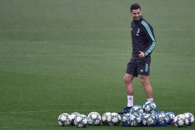 Cristiano Ronaldo se je pripravljal na spopad z Rusi. FOTO: AFP